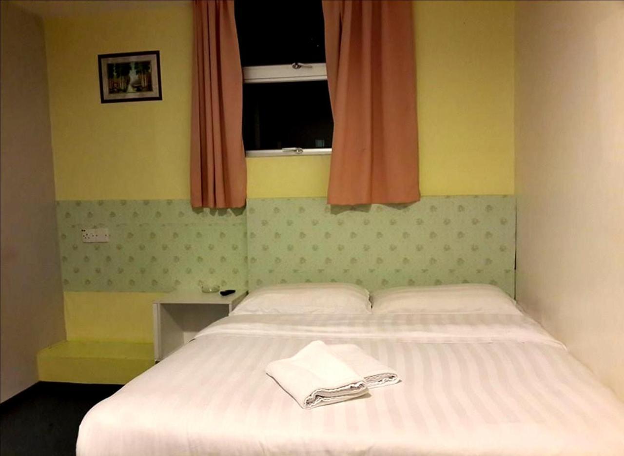 Lucky 11 Hotel Куала-Лумпур Номер фото