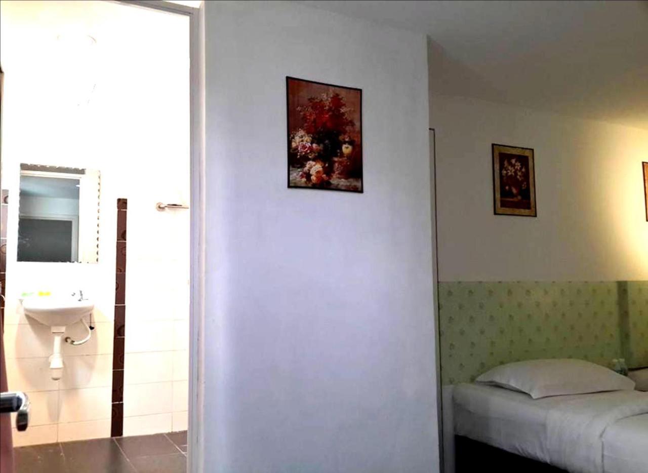 Lucky 11 Hotel Куала-Лумпур Номер фото