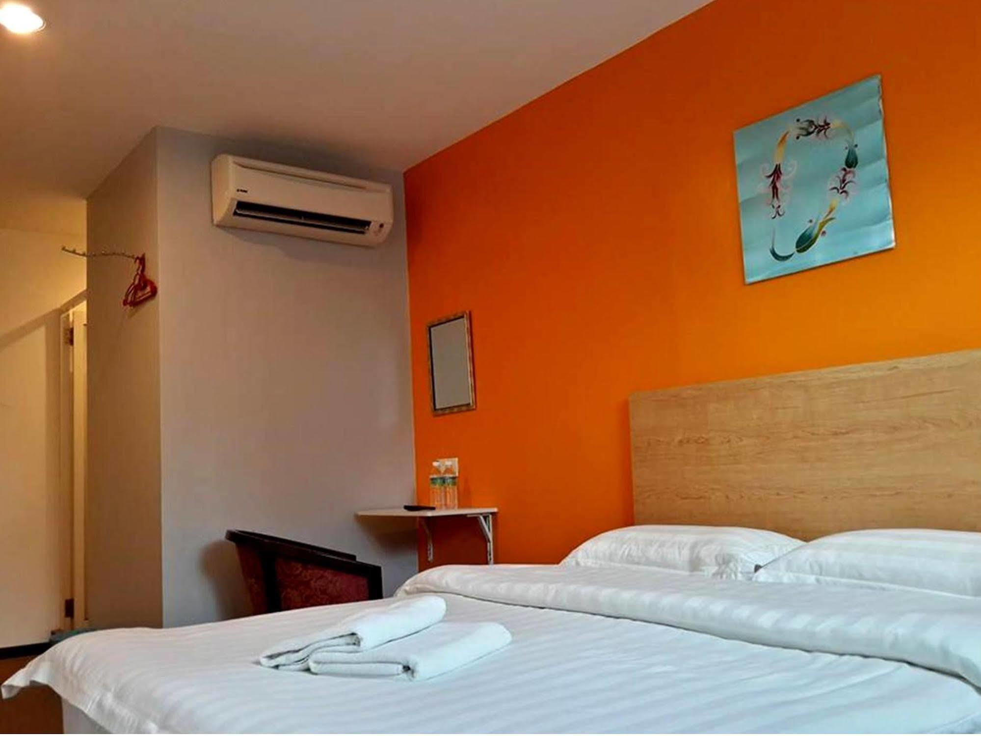 Lucky 11 Hotel Куала-Лумпур Экстерьер фото